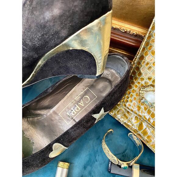 Vintage Suede Wedge Pumps: Black with Gold Stars, Size 8 - Picture 5 of 7